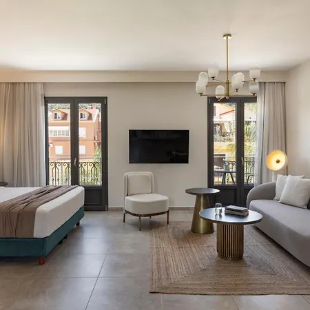 Centre Square Penthouse